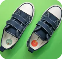 shoes with maxisticker